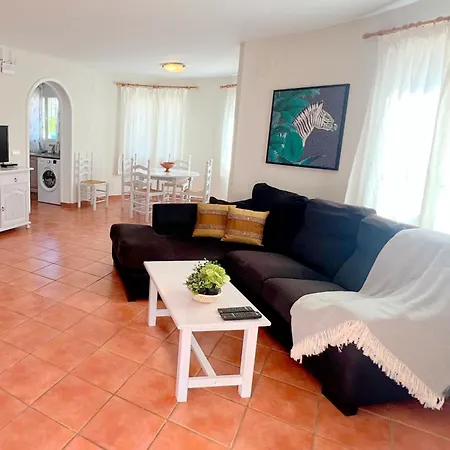 0684 Molins Capricornio * Denia